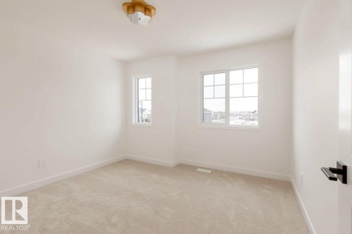 1723 Crossbill Loop, Edmonton, AB - Indoor Photo Showing Other Room