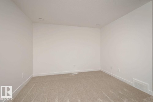 1723 Crossbill Loop, Edmonton, AB - Indoor Photo Showing Other Room
