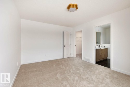 1723 Crossbill Loop, Edmonton, AB - Indoor Photo Showing Other Room