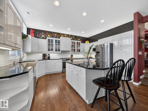 116 Twin Brooks Cove, Edmonton, AB - Indoor Photo Showing Kitchen With Upgraded Kitchen