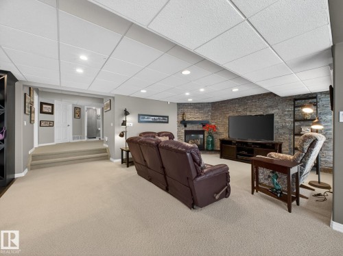 116 Twin Brooks Cove, Edmonton, AB - Indoor