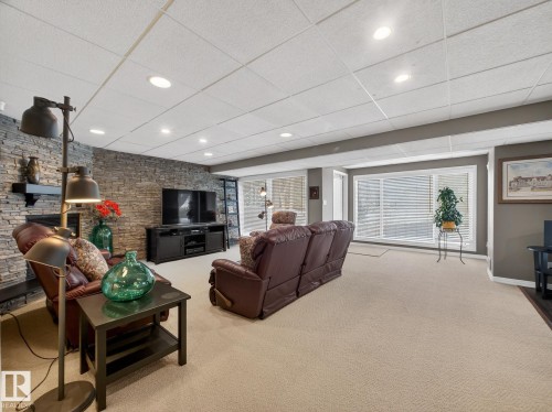 116 Twin Brooks Cove, Edmonton, AB - Indoor