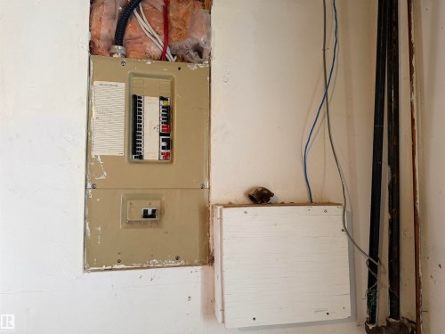 4847 50 Avenue, Sangudo, AB - Indoor