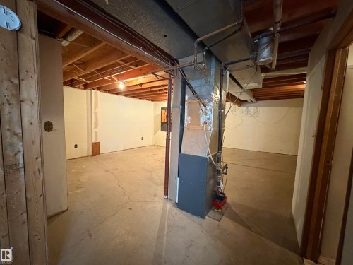 4847 50 Avenue, Sangudo, AB - Indoor Photo Showing Basement