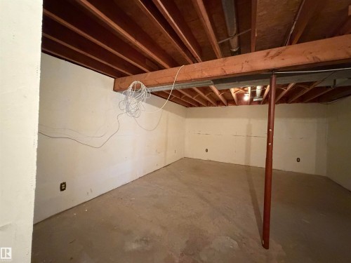 4847 50 Avenue, Sangudo, AB - Indoor Photo Showing Basement