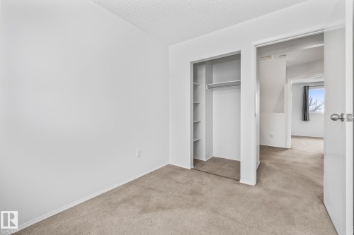 3119 144 Avenue, Edmonton, AB - Indoor Photo Showing Other Room