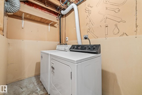3119 144 Avenue, Edmonton, AB - Indoor Photo Showing Laundry Room