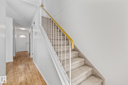 3119 144 Avenue, Edmonton, AB - Indoor Photo Showing Other Room
