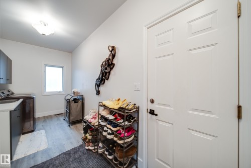 242 Running Creek Lane, Edmonton, AB - Indoor