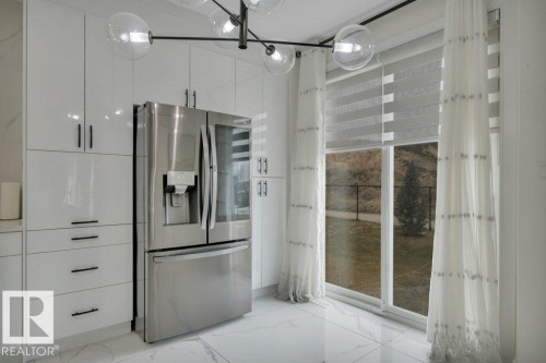 1232 Eaton Lane, Edmonton, AB - Indoor