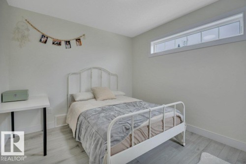 1232 Eaton Lane, Edmonton, AB - Indoor Photo Showing Bedroom