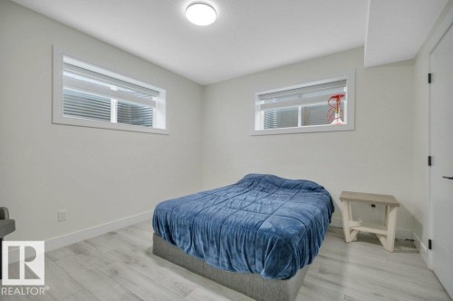 1232 Eaton Lane, Edmonton, AB - Indoor Photo Showing Bedroom