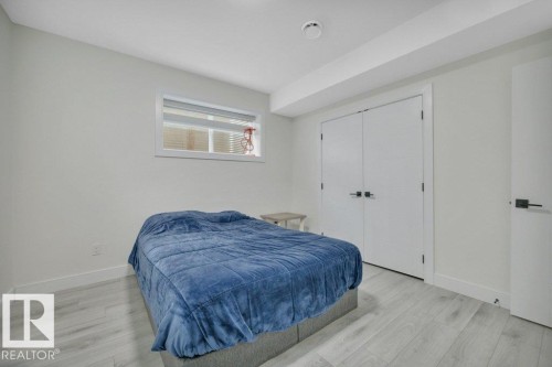 1232 Eaton Lane, Edmonton, AB - Indoor Photo Showing Bedroom
