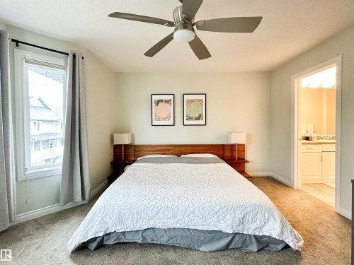 41 903 Rutherford Road, Edmonton, AB - Indoor Photo Showing Bedroom