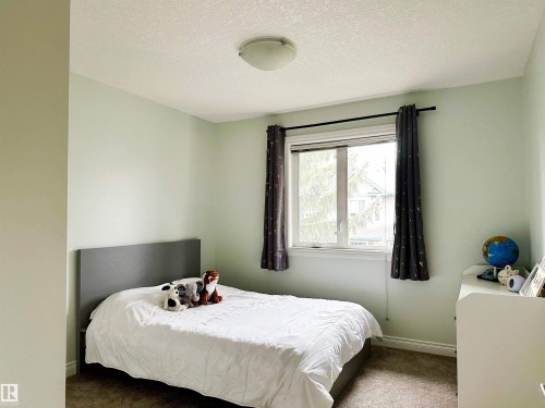 41 903 Rutherford Road, Edmonton, AB - Indoor Photo Showing Bedroom