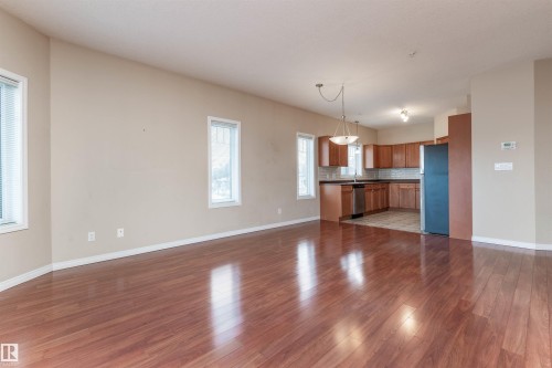 202 9905 81 Avenue, Edmonton, AB - Indoor Photo Showing Kitchen