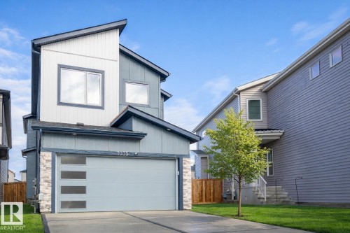 1035 Berg Place, Leduc, AB - Outdoor