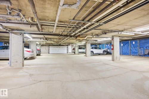 306 5116 49 Avenue, Leduc, AB - Indoor Photo Showing Garage