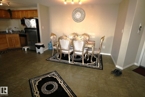 1118 330 Clareview Station Drive, Edmonton, AB - Indoor