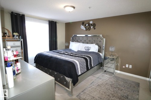 1118 330 Clareview Station Drive, Edmonton, AB - Indoor Photo Showing Bedroom