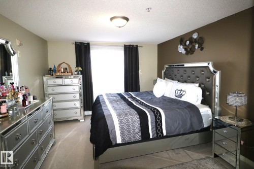 1118 330 Clareview Station Drive, Edmonton, AB - Indoor Photo Showing Bedroom