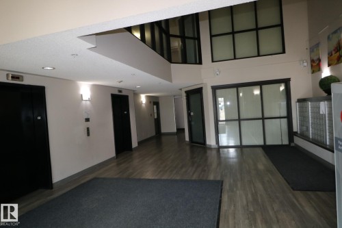 1118 330 Clareview Station Drive, Edmonton, AB - Indoor Photo Showing Other Room