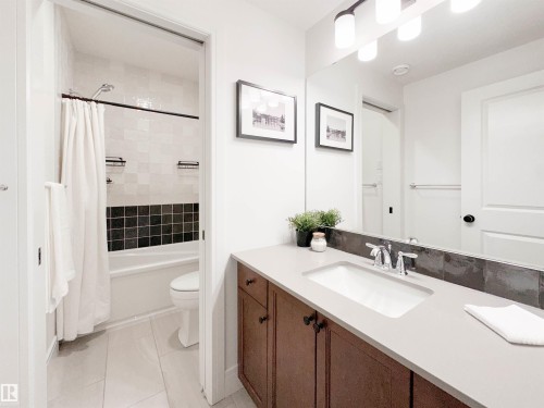 7 Jubilation Drive, St. Albert, AB - Indoor Photo Showing Bathroom