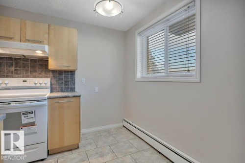 105 10149 83 Avenue, Edmonton, AB - Indoor