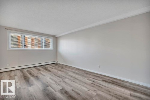 105 10149 83 Avenue, Edmonton, AB - Indoor Photo Showing Other Room