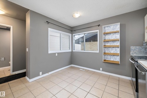 85 Forest Grove, St. Albert, AB - Indoor