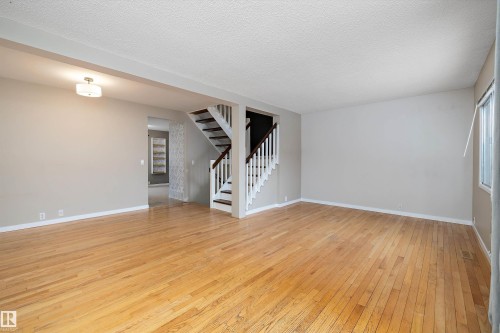 85 Forest Grove, St. Albert, AB - Indoor Photo Showing Other Room