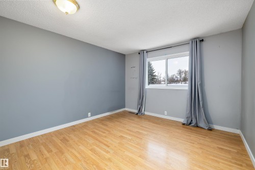 85 Forest Grove, St. Albert, AB - Indoor Photo Showing Other Room