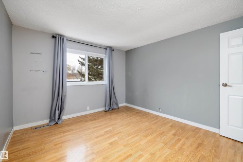 85 Forest Grove, St. Albert, AB - Indoor Photo Showing Other Room