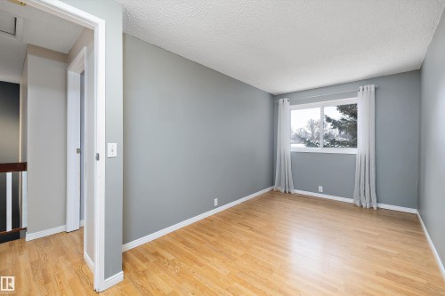 85 Forest Grove, St. Albert, AB - Indoor Photo Showing Other Room