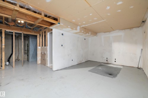 85 Forest Grove, St. Albert, AB - Indoor