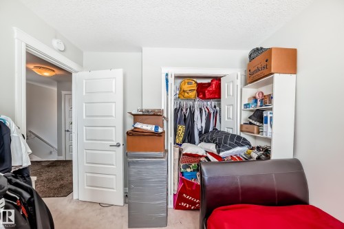 35 1391 Starling Drive, Edmonton, AB - Indoor Photo Showing Other Room