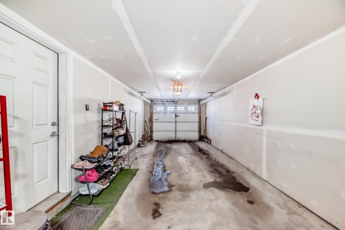 35 1391 Starling Drive, Edmonton, AB - Indoor Photo Showing Other Room