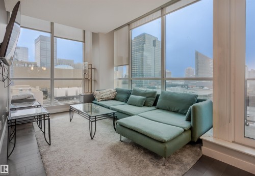 901 10238 103 Street, Edmonton, AB - Indoor Photo Showing Living Room