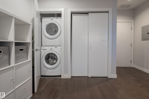 901 10238 103 Street, Edmonton, AB - Indoor Photo Showing Laundry Room