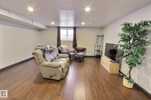 12 Belfry Fairway Crescent, Stony Plain, AB - Indoor Photo Showing Other Room