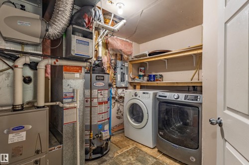 6220 1A Avenue Sw, Edmonton, AB - Indoor Photo Showing Laundry Room