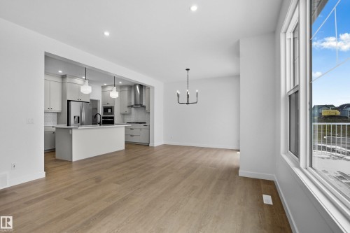 3924 Chrustawka Place, Edmonton, AB - Indoor Photo Showing Kitchen