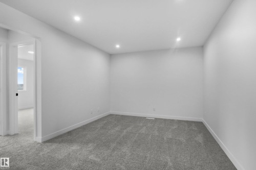 3924 Chrustawka Place, Edmonton, AB - Indoor Photo Showing Other Room