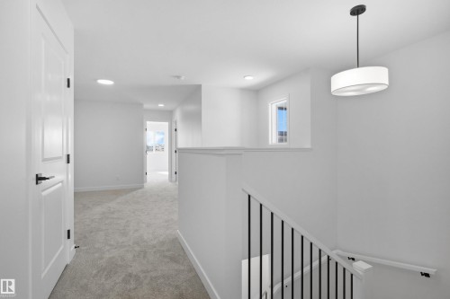 1126 Cristall Crescent, Edmonton, AB - Indoor Photo Showing Other Room
