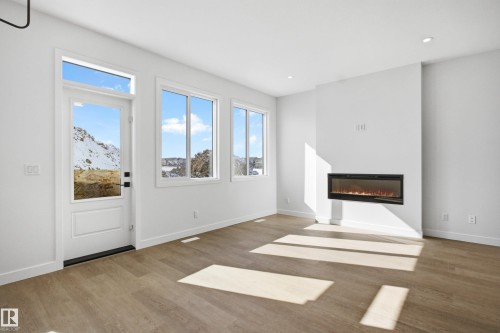 1126 Cristall Crescent, Edmonton, AB - Indoor Photo Showing Living Room With Fireplace