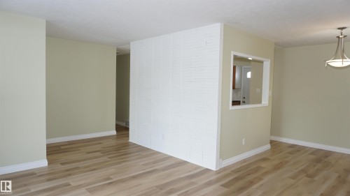 12924 135A Avenue, Edmonton, AB - Indoor Photo Showing Other Room