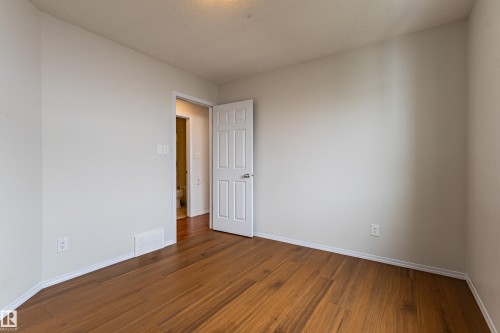 21326 61 Avenue, Edmonton, AB - Indoor Photo Showing Other Room