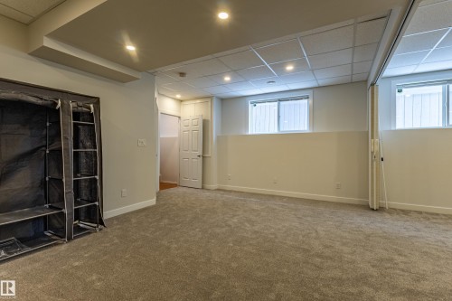 21326 61 Avenue, Edmonton, AB - Indoor Photo Showing Other Room