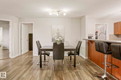 1123 9363 Simpson Drive, Edmonton, AB - Indoor Photo Showing Dining Room