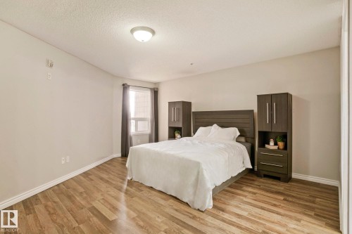 1123 9363 Simpson Drive, Edmonton, AB - Indoor Photo Showing Bedroom